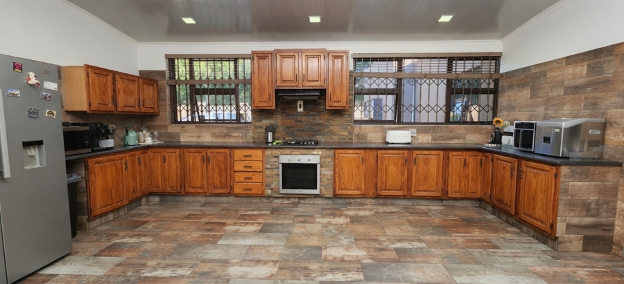 5 Bedroom Property for Sale in Sasolburg Ext 4 Free State